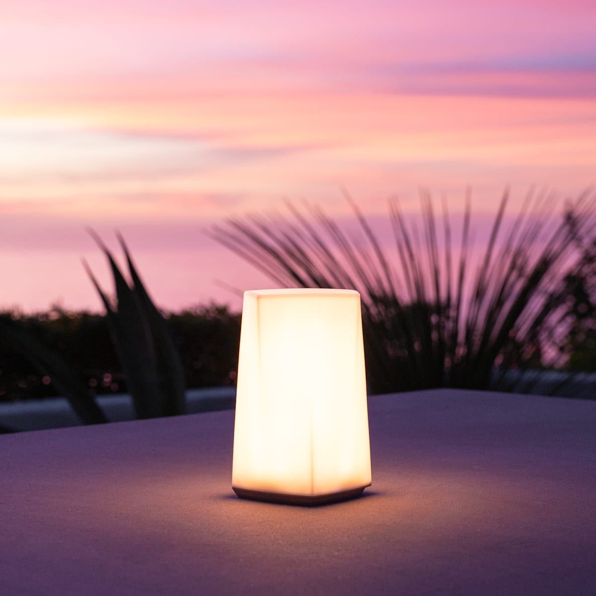 Tesla Glow Lantern