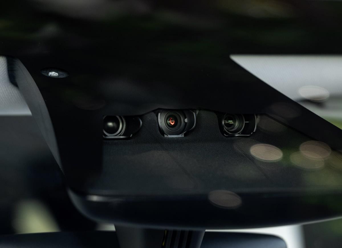 Model Y operating under Full Self-Driving. The same Hardware 4 camera platform runs the driverless fleet.