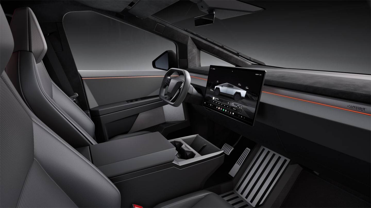 2025 Cyberbeast STAINLESS — stud interior
