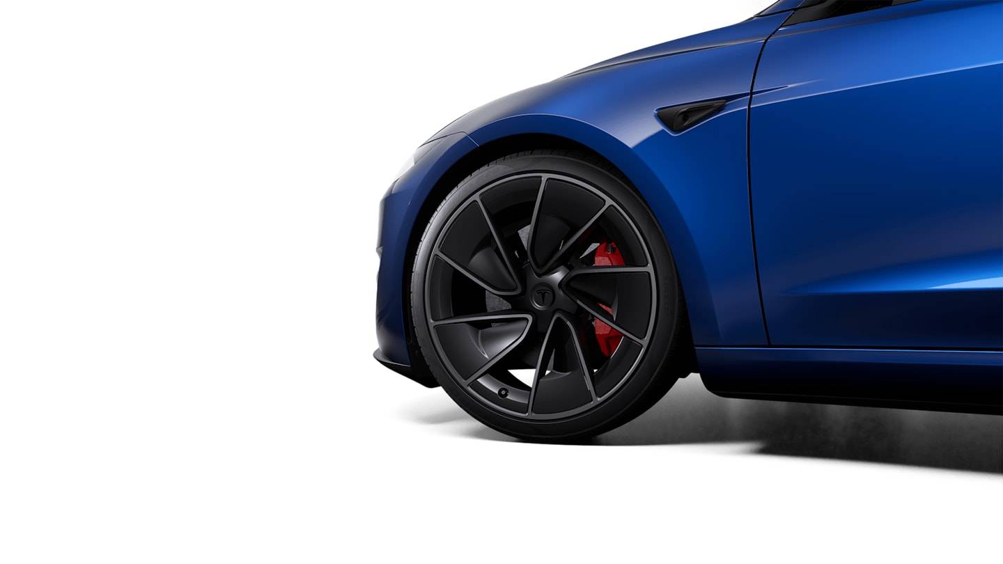 2024 Performance All-Wheel Drive BLUE — rimcloseup