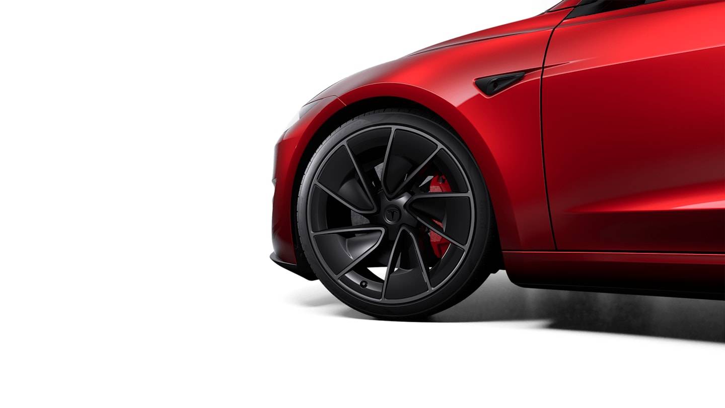 2024 Performance All-Wheel Drive RED — rimcloseup