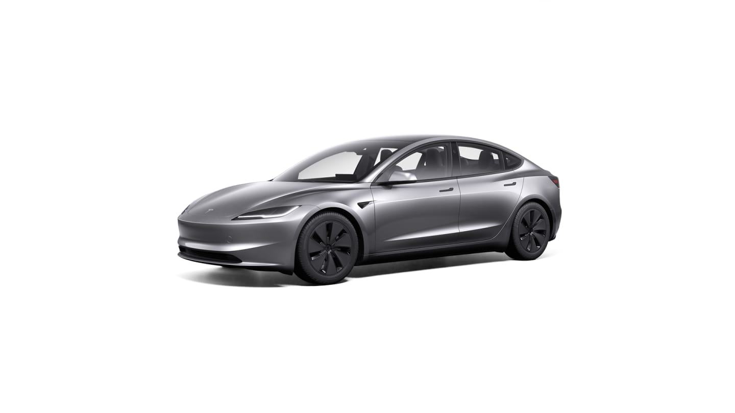 2025 Model 3 Long Range Rear-Wheel Drive SILVER — front34