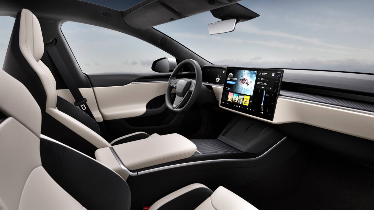 2024 Plaid SILVER — interior