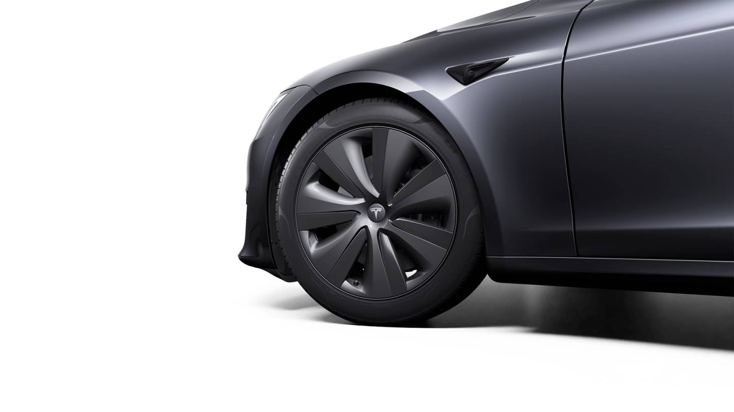 2024 Model S All-Wheel Drive GREY — rimcloseup