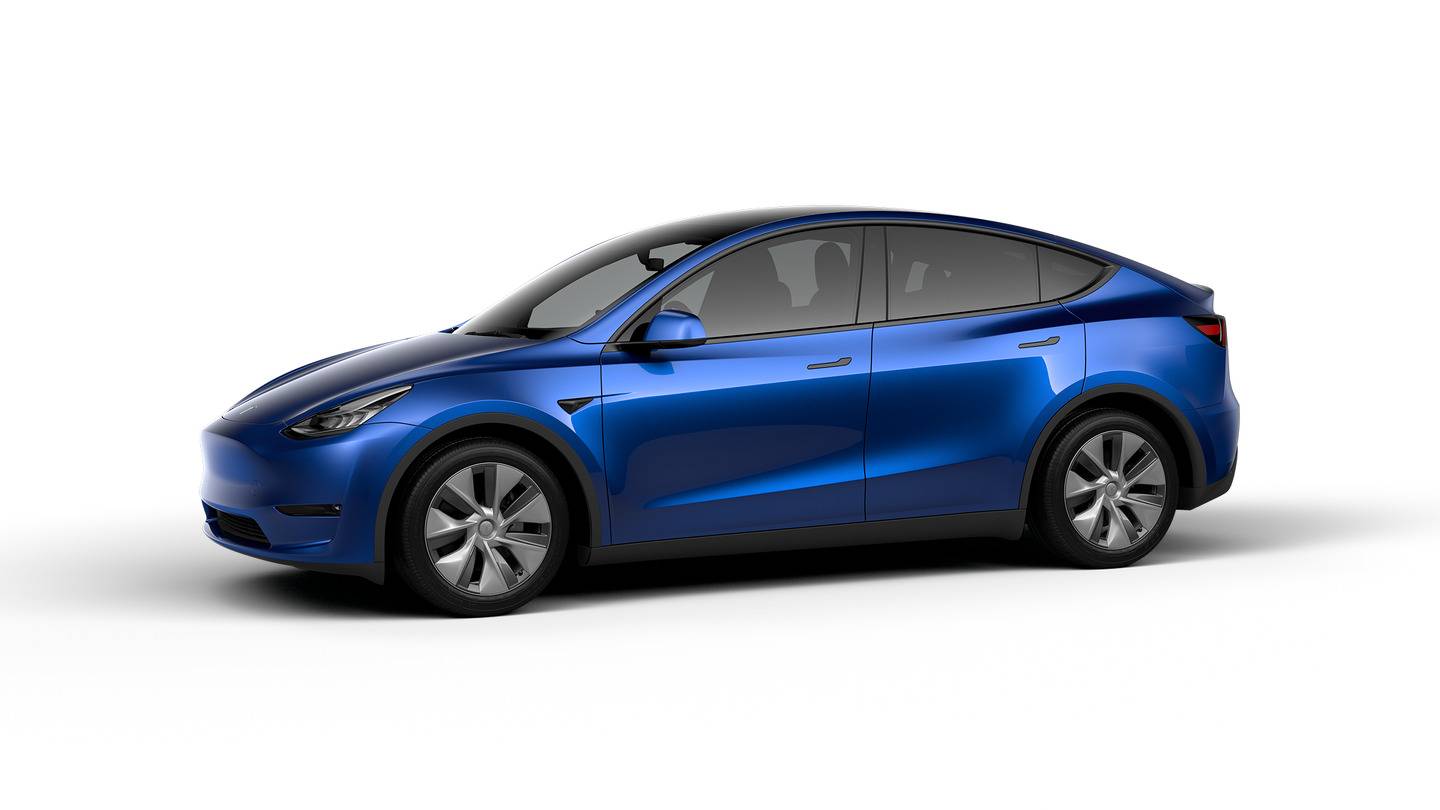 2021 Standard Range Rear-Wheel Drive BLUE — stud 3qtr