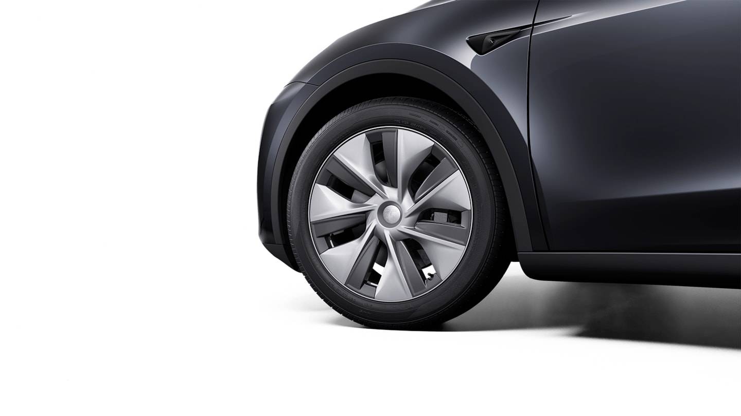 2024 Long Range All-Wheel Drive GREY — rimcloseup