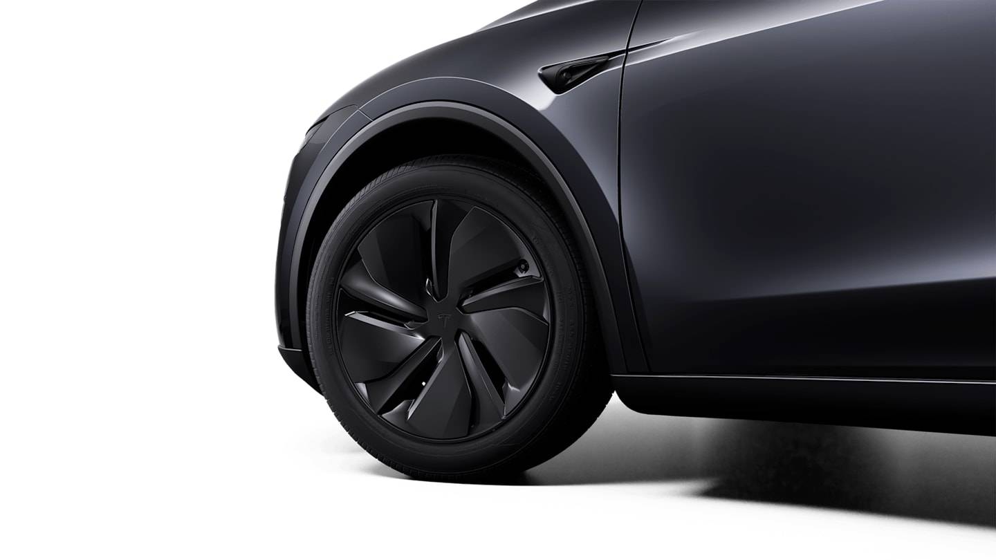 2026 Long Range Rear-Wheel Drive GREY — rimcloseup