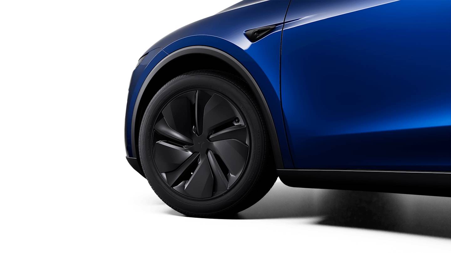 2026 Long Range Rear-Wheel Drive BLUE — rimcloseup